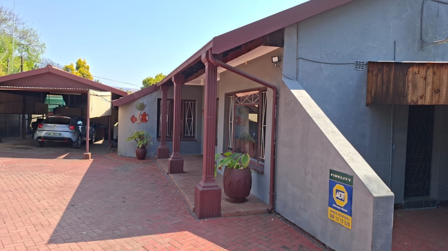 4 Bedroom Property for Sale in Bodorp North West